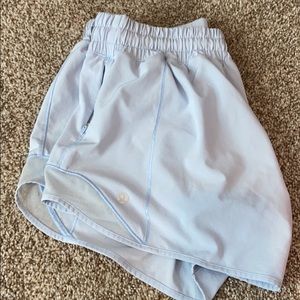Lululemon Hotty Hot Short II Long 4- Size 8